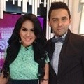 Kartika Putri dan Teuku Zacky Duo Presenter Hot Kiss Indosiar