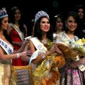 Maria Asteria Dinobatkan Sebagai Miss Indonesia 2014