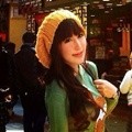 Aelke Mariska Nikmati Liburan