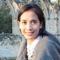 Fanny Fabriana di Depan Museum Yorkshire