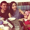 Fanny Fabriana dan Keluarga Kecilnya