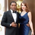 Chiwetel Ejiofor dan Sari Mercer di Red Carpet Oscar 2014