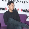 Bondan Prakoso Saat Menggelar Jumpa Pers di IRadio