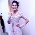 Alyssa Soebandono Saat Fitting Baju Pengantin