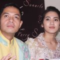 Dude Harlino dan Alyssa Soebandono Saat Temui Wartawan yang Hadir