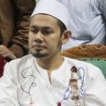 Ustadz Guntur Bumi Saat Datangi Kantor MUI