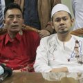 Ustadz Guntur Bumi Saat Datangi Kantor MUI