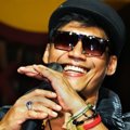 Nugie Saat Perilisan Album 'Happy Together' The Dance Company
