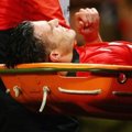 Robin van Persie Harus Ditandu Usai Cetak Hattrick