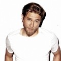 Charlie Hunnam Aktor Tampan Asal Inggris