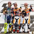 Valentino Rossi, Marc Marquez dan Dani Pedrosa di Podium Kemenangan