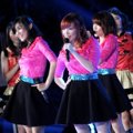 Cherry Belle Tampil Nyanyikan 'Best Friend Forever'