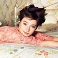 Shailene Woodley Kenakan Busana Karya Elie Saab