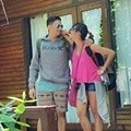 Ryan Delon dan Sharena Abadikan Momen Liburan