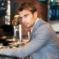 Theo James di Majalah Bello vol. 44