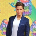 Nathan Kress di Orange Carpet Kids' Choice Awards 2014
