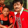 Indra Sjafri Bersama Anak-anak Timika