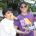 Julia Perez dan Bertrand Antolin Saat Pembukaan 'Jupe Fried Chicken'