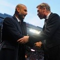 Pep Guardiola dan David Moyes Sebelum Laga Manchester United vs Bayern Munich Dimulai