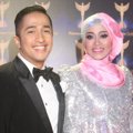 Irfan Hakim dan Istri di Red Carpet Panasonic Gobel Awards 2014