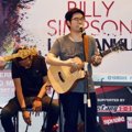 Penampilan Billy Simpson Saat Perilisan Album 'Lukisanku'