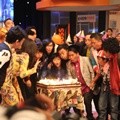 Peniupan Lilin Episode 'Yuk Keep Smile' ke-200