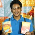Dwi Andhika Saat Launching Buku 'I Love You Beib'