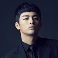 Seo In Guk di Promo Album 'Broken'