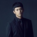 Seo In Guk di Promo Album 'Broken'