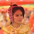 Penari di Pemecahan Rekor Tari Payung Terbesar Sedunia
