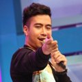 Vidi Aldiano Saat Tampil di Acara 'Dahsyat'