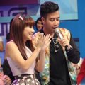 Vidi Aldiano dan Cherly Cherry Belle Saat Tampil di Acara 'Dahsyat'