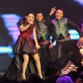 Syahrini Tampilkan Goyang Morena di SCTV Music Awards 2014