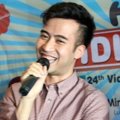 Vidi Aldiano di Perayaan HUT Vidies yang ke-5
