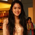 Widy Vierratale Saat Ditemui di Cilandak Town Square, Jakarta Selatan