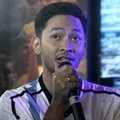 Uki Saat Tampil Bersama NOAH di Bluegrass