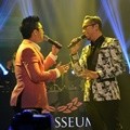 Kolaborasi Fandy dan Sammy Simorangkir