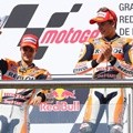 Dani Pedrosa dan Marc Marquez di Atas Podium
