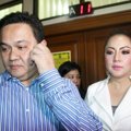 Farhat Abbas dan Regina Ditemui di Pengadilan Agama Jakarta Selatan