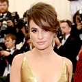 Lea Michele Kenakan Gaun dari Altuzarra