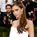 Victoria Adams di Red Carpet Met Gala 2014