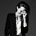 Angelina Jolie di Majalah ELLE Edisi Juni 2014