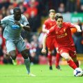 Duel Moussa Sissoko vs Joe Allen