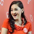 Mona Ratuliu di Jumpa Pers Hari Ice Cream Sedunia