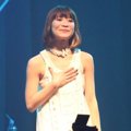 Penampilan May'n di Konser 'Dots and Lines' Jakarta