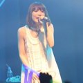 Penampilan May'n di Konser 'Dots and Lines' Jakarta