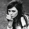Elizabeth Olsen di Majalah Marie Claire UK Edisi Juni 2014