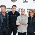 OneRepublic di Red Carpet Billboard Music Awards 2014