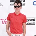 Drake Bell di Red Carpet Billboard Music Awards 2014