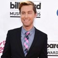 Lance Bass di Red Carpet Billboard Music Awards 2014
